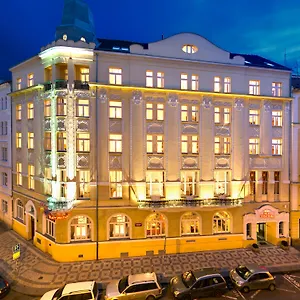 Theatrino Отель